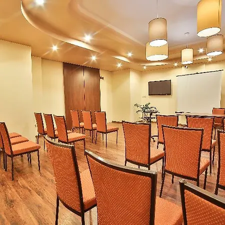 Kantoria 3* Тарнув